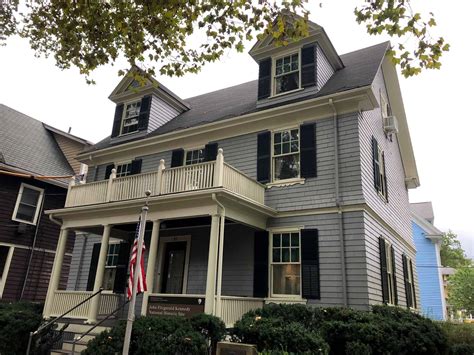 john f kennedy childhood home.